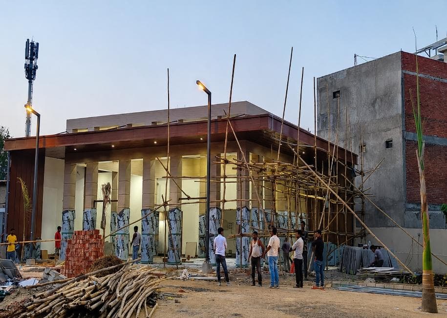 Eiffel Group sales office under construction 2